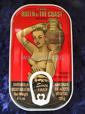 女皇牌 辣油浸沙甸魚(紅罐) The Queen Of The Coast Brand Spicy Sardines In Vegetable Oil
